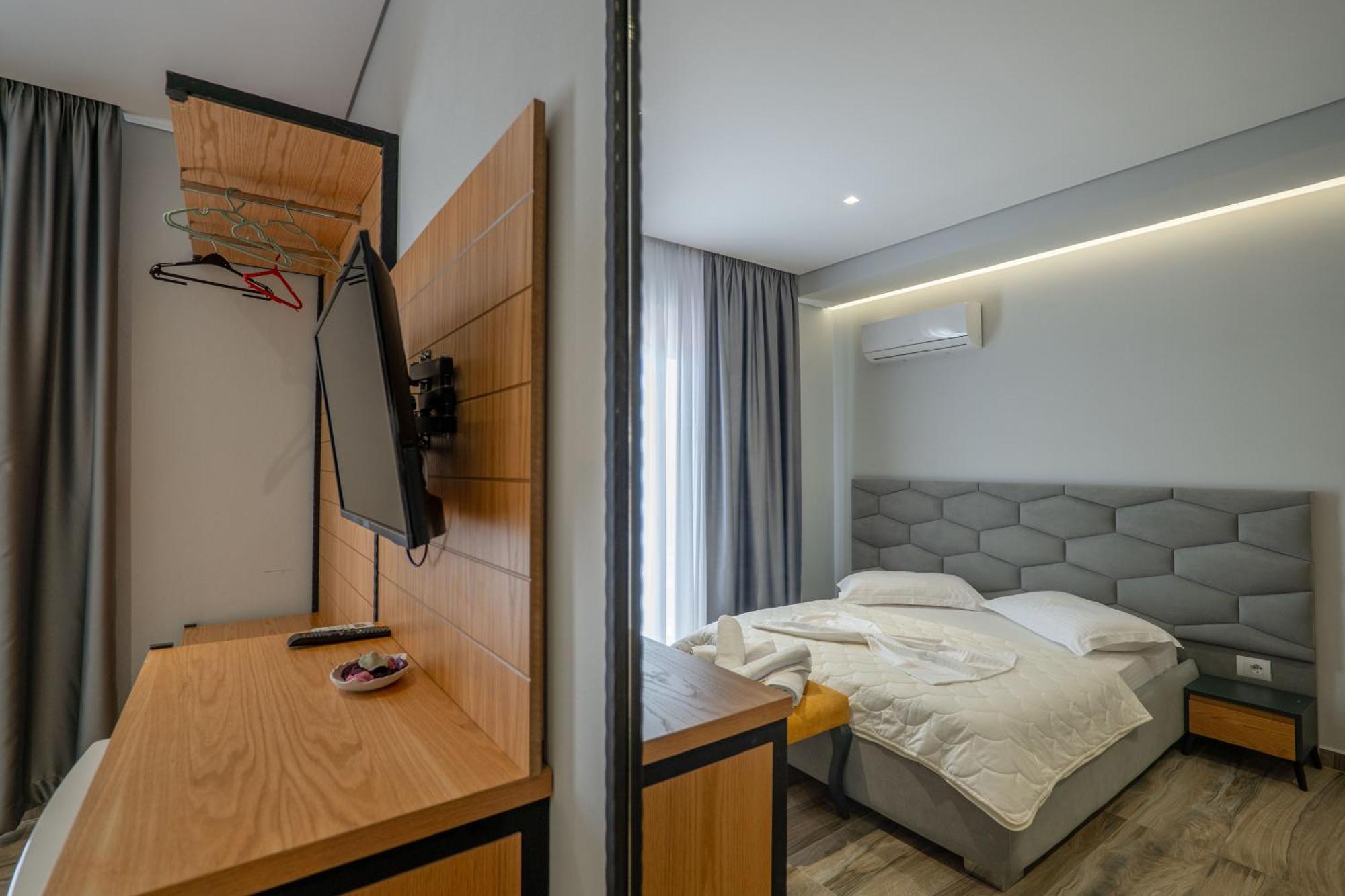 Sunkised Hotel Sarandë Eksteriør billede