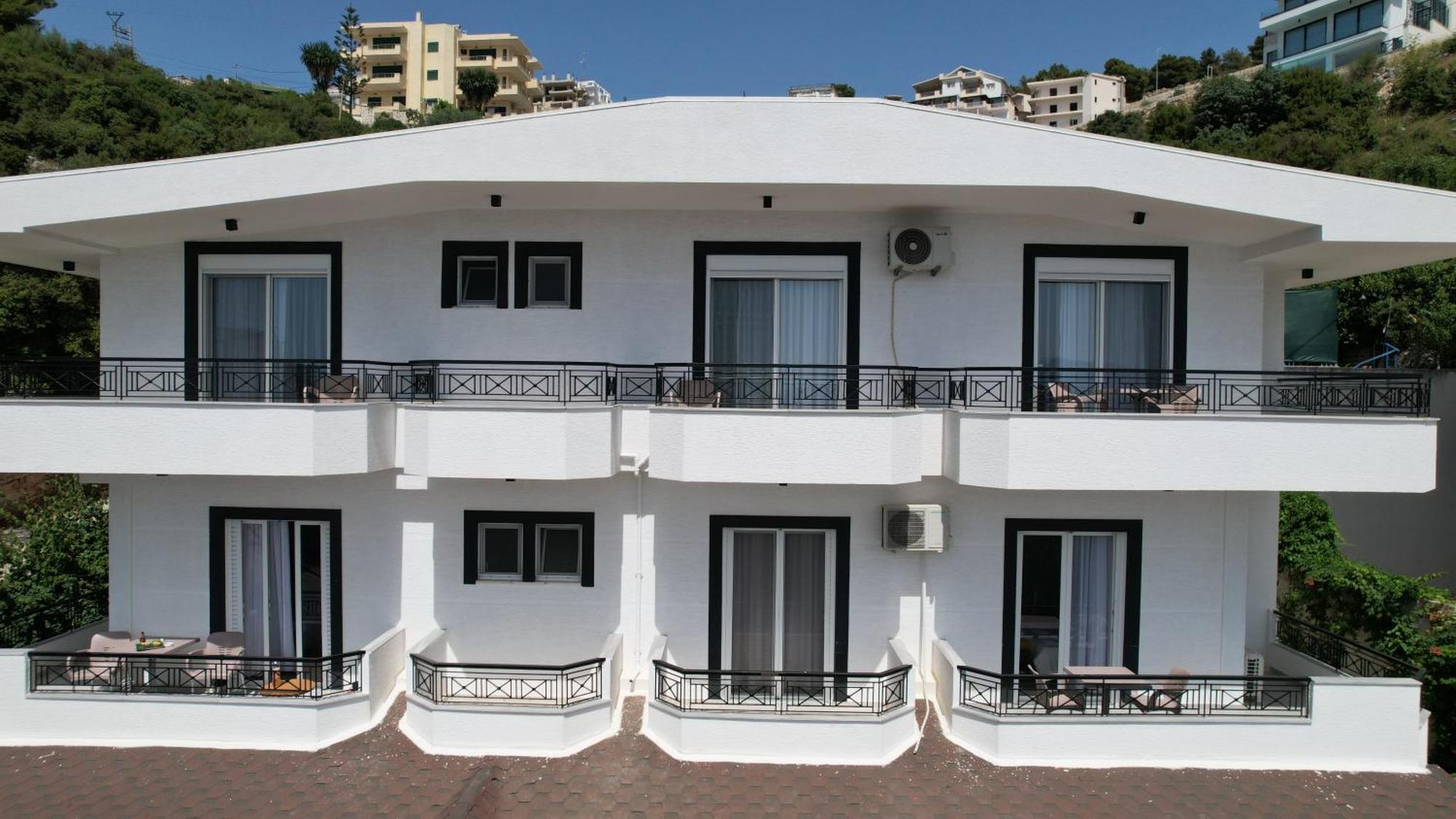 Sunkised Hotel Sarandë Eksteriør billede
