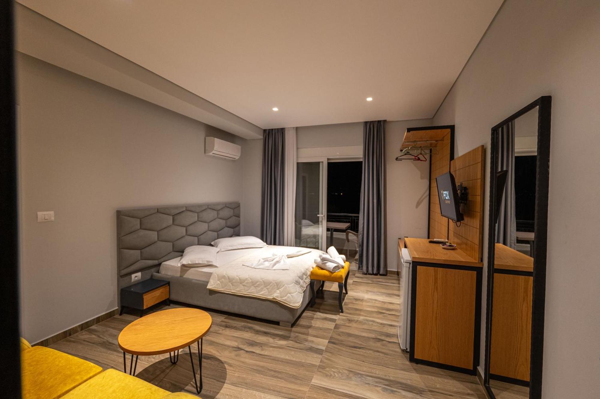 Sunkised Hotel Sarandë Eksteriør billede