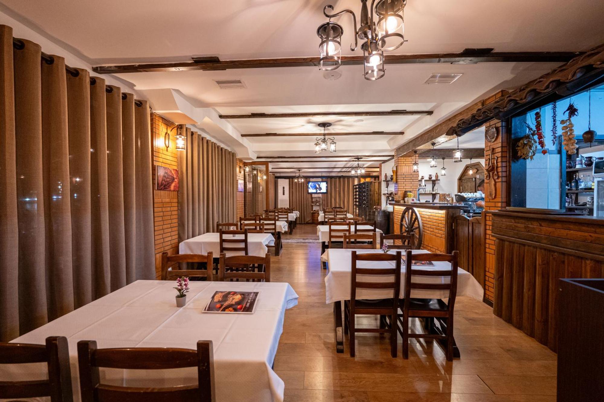 Sunkised Hotel Sarandë Eksteriør billede