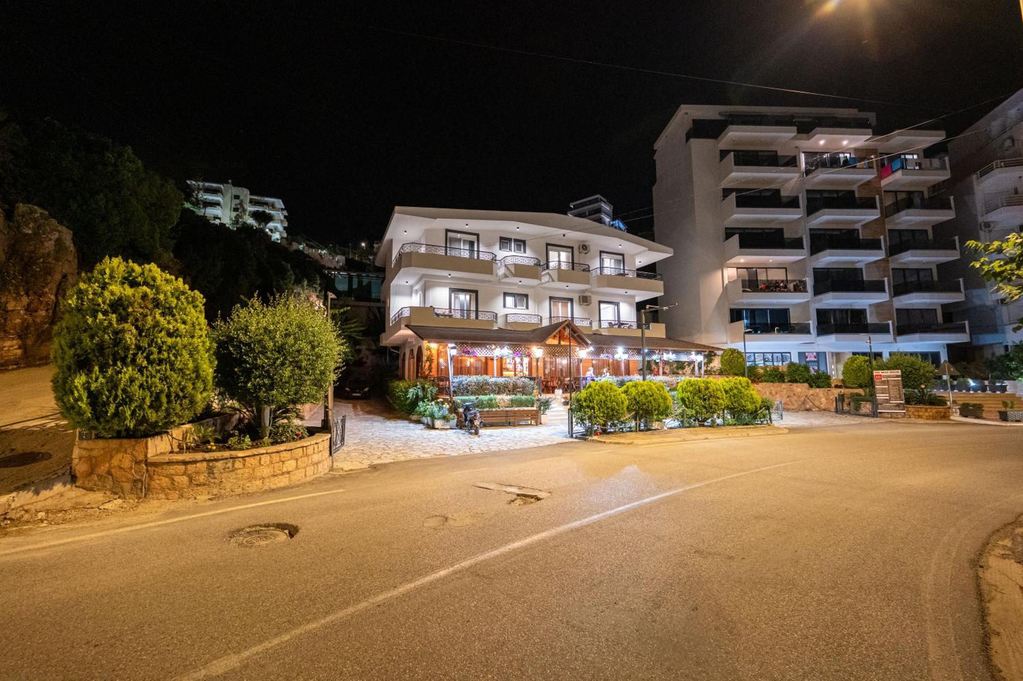 Sunkised Hotel Sarandë Eksteriør billede