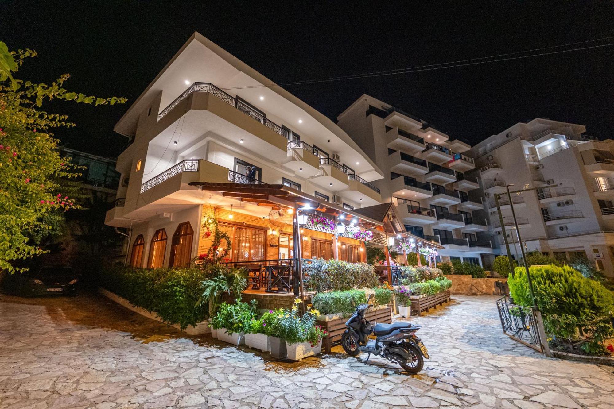 Sunkised Hotel Sarandë Eksteriør billede